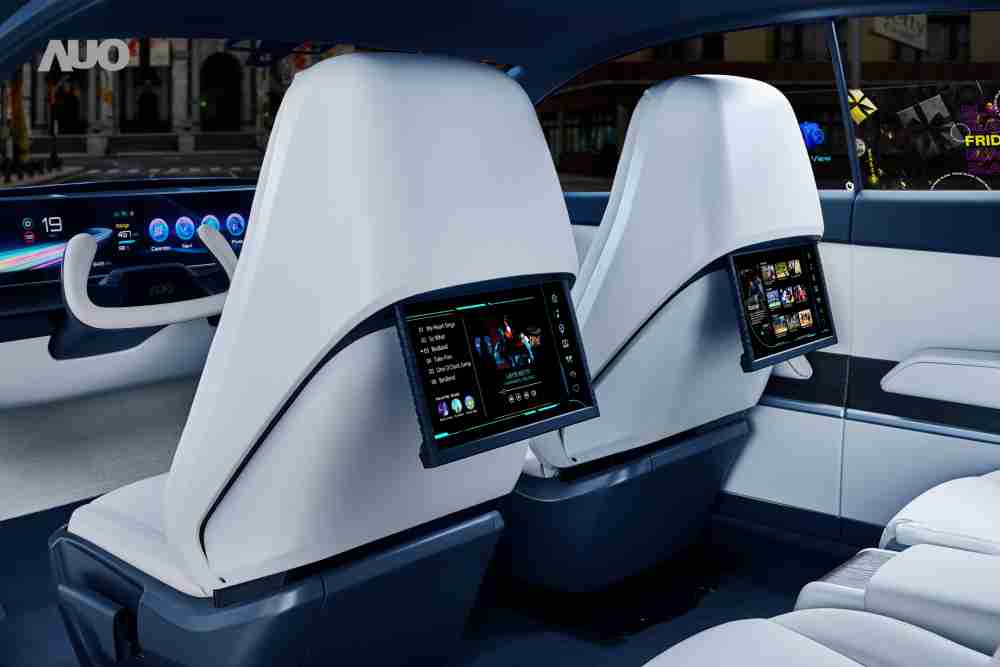 888.BY集团电子游戏将于CES 展示全新Smart Cockpit 2024，，可紧密串连使用者多元需求，，并革新座舱内部的应用和设计，，，带来身历其境且引人入胜的视觉飨宴，，，满足驾乘人员的全方位体验